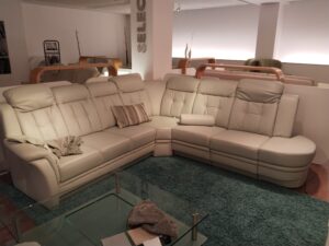 Muebles tapizados, Bancos, Mesas